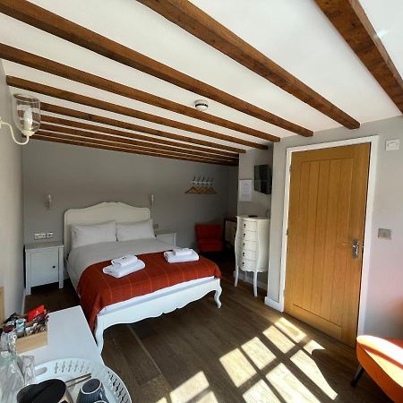 Avening The Queen Matilda Country Rooms מראה חיצוני תמונה